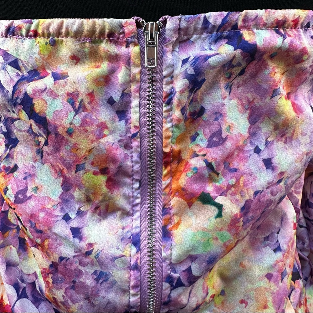 PrettyLittleThing- PLUS LILAC FLORAL PRINT PUFF SLEEVE BARDOT CROP TOP (16) - Picture 9 of 13